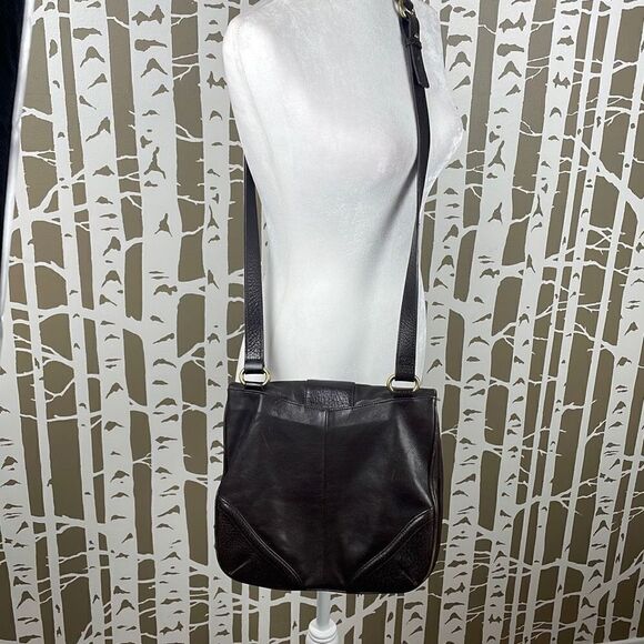 Kenneth Cole Dark Brown Leather Fold-over Crossbody Bag Purse - Picture 4 of 12